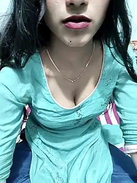 Yours-Zeenat online show from February 16, 2026, 8:35 am