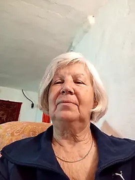 KlaudiaDarling online show from April 3, 2026, 7:59 am