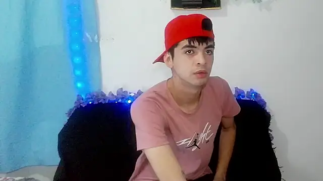 nico22love online show from February 5, 2026, 12:34 pm