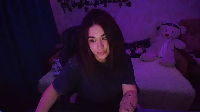 AlisiaRose online show from January 9, 2026, 12:50 am