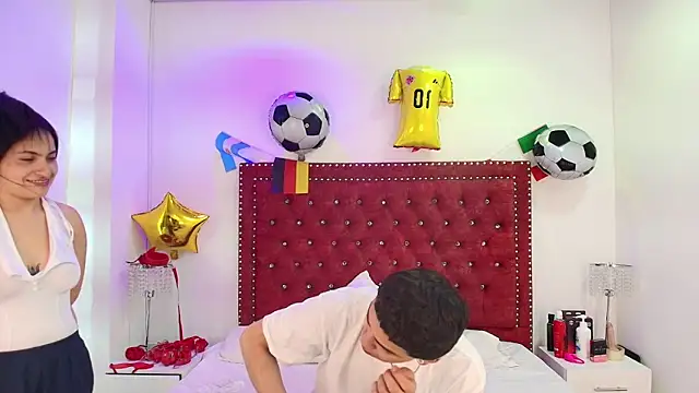 Jaden and sofia online show from July 1, 2026, 3:07 am