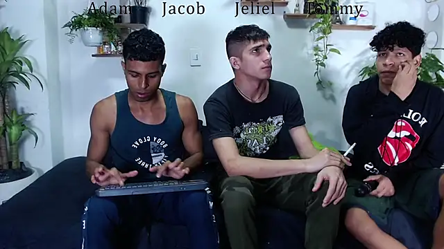 Interracial Snow Bunny online show from January 9, 2026, 10:17 pm