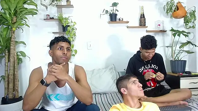 Interracial Snow Bunny online show from February 9, 2026, 11:36 pm