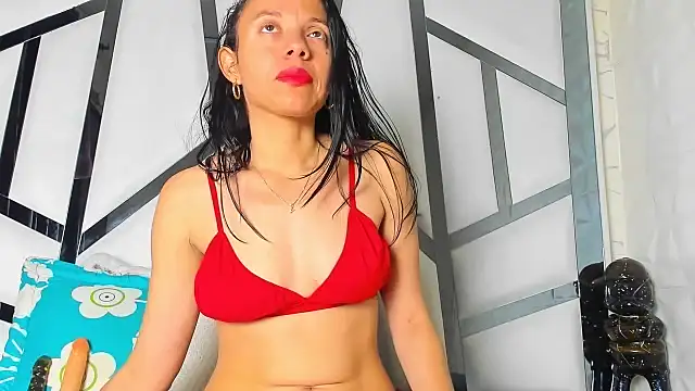 Lunahot68 online show from April 8, 2026, 2:57 am