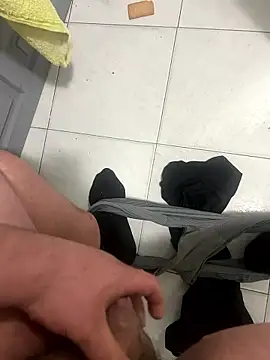 Snapshot of paco199923 chatting on January 15, 2026, 5:44 am paco199923 online show from January 15, 2026, 5:44 am