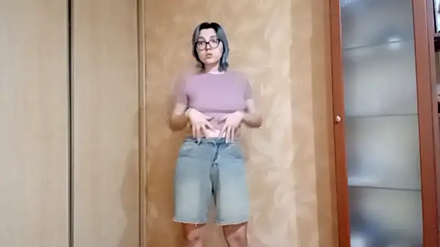 EvonTabb online show from February 4, 2026, 2:12 pm