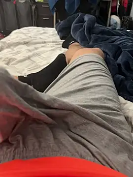 elpapigrande12 online show from March 24, 2026, 11:27 pm