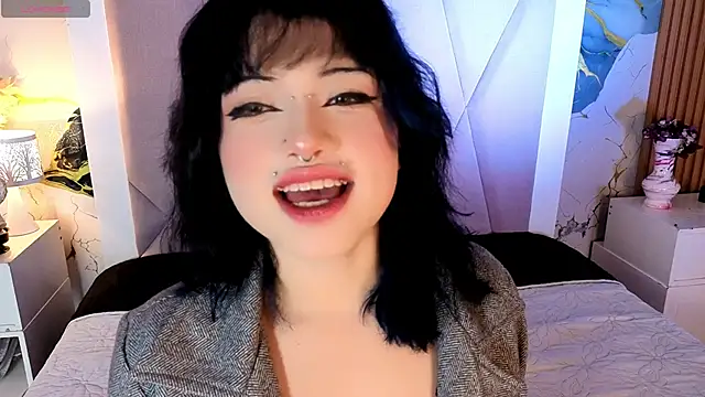 Sienna Desiree online show from May 30, 2026, 3:46 am