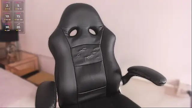 Snapshot of ElaRabbit chatting on February 1, 2026, 12:03 pm ElaRabbit online show from February 1, 2026, 12:03 pm