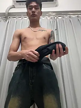 nanda108520 online show from February 12, 2026, 5:51 am