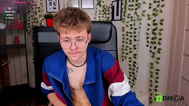 Snapshot of Tomas_Norton chatting on February 11, 2026, 3:12 pm Tomas Norton online show from February 11, 2026, 3:12 pm