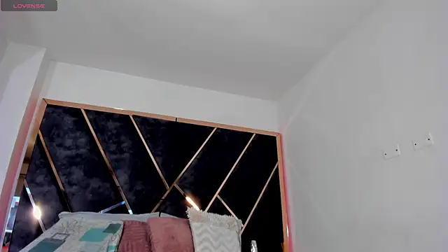 Chloe Connor online show from February 21, 2026, 11:56 am