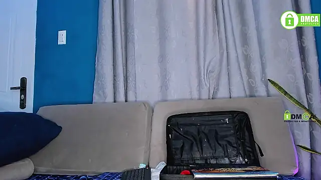 Snapshot of duathelastmilk chatting on January 17, 2026, 8:51 am duathelastmilk online show from January 17, 2026, 8:51 am