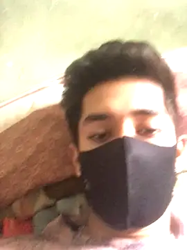 Snapshot of karan72819 chatting on January 6, 2026, 6:28 am karan72819 online show from January 6, 2026, 6:28 am