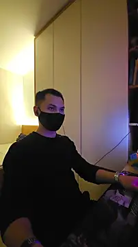 Snapshot of OnlyHand9x chatting on February 10, 2026, 6:18 pm OnlyHand9x online show from February 10, 2026, 6:18 pm