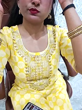 cute payal143 online show from February 15, 2026, 6:47 am