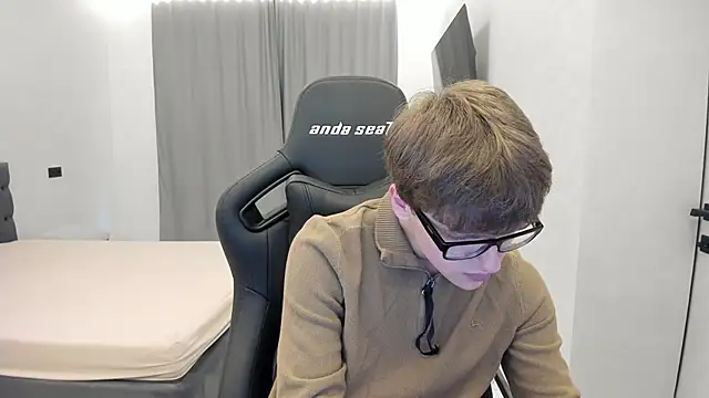 bonekoambalabu online show from April 28, 2026, 3:27 pm