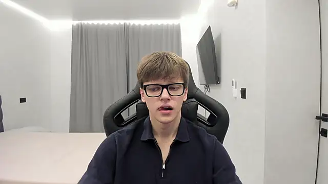 bonekoambalabu online show from April 26, 2026, 2:25 pm