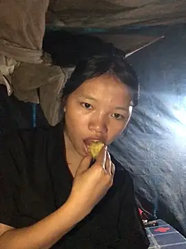 nanaa71 online show from April 21, 2026, 9:16 am