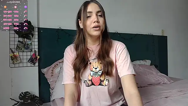 NebulaHavenn online show from February 9, 2026, 5:33 pm