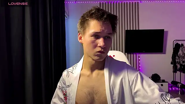 InfernoLustt online show from March 13, 2026, 8:52 am