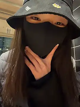 ZJbaby online show from March 27, 2026, 1:01 pm