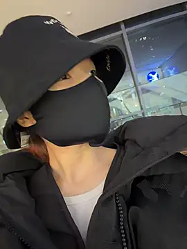 ZJbaby online show from February 8, 2026, 12:47 pm