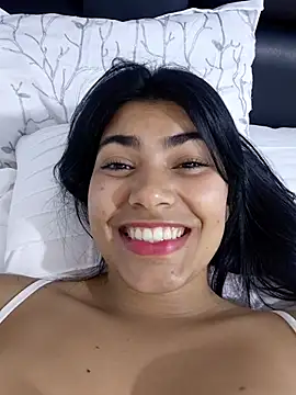 FatimaVelvet online show from February 20, 2026, 6:19 am