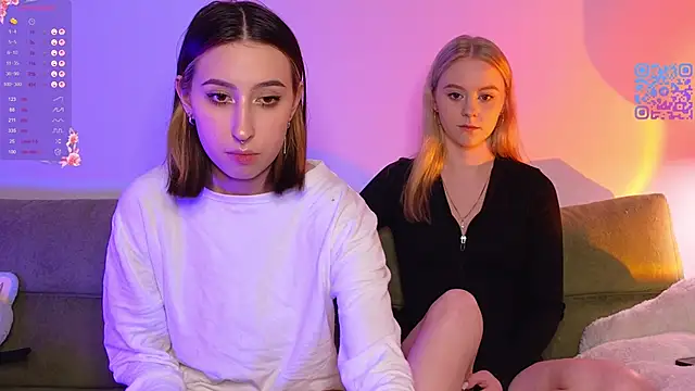 Snapshot of Mimipaws chatting on February 5, 2026, 8:04 pm Mimipaws online show from February 5, 2026, 8:04 pm