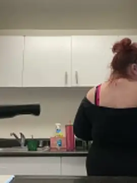 KittyCreamKisses online show from February 1, 2026, 9:24 pm