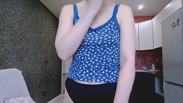 Amanda Luxe online show from February 21, 2026, 3:19 am