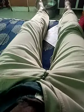 Snapshot of hot_yogesh chatting on January 6, 2026, 8:40 am hot yogesh online show from January 6, 2026, 8:40 am