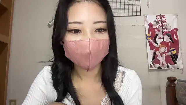 Snapshot of Sena_o0 chatting on February 8, 2026, 12:03 pm Sena o0 online show from February 8, 2026, 12:03 pm