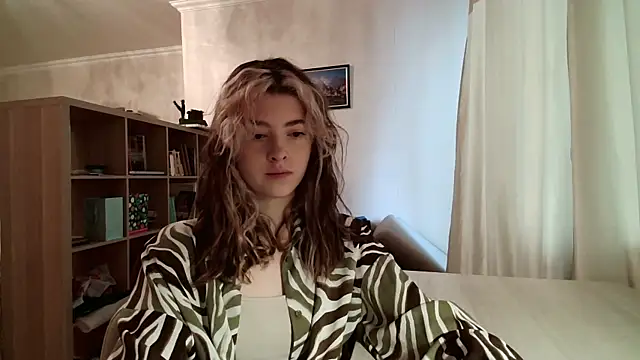 Dia DeAmas online show from March 1, 2026, 10:37 am