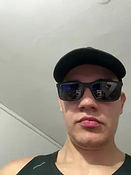 Albertikxxx online show from March 3, 2026, 5:42 pm