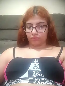 ruivinha09k online show from January 14, 2026, 6:33 pm