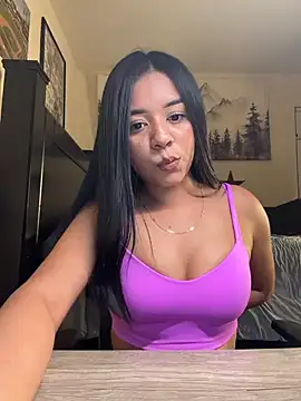 AnahiSkye online show from March 29, 2026, 7:10 am