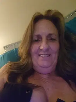 HotAzMilf online show from March 6, 2026, 5:13 am