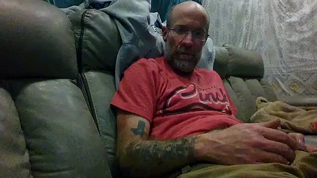 Snapshot of tittycum3636 chatting on February 1, 2026, 4:44 am tittycum3636 online show from February 1, 2026, 4:44 am