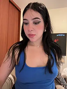 evelynrosess1 online show from May 25, 2026, 10:19 pm