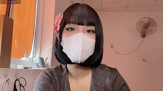 Snapshot of Tieu-May chatting on February 10, 2026, 6:45 am Tieu-May online show from February 10, 2026, 6:45 am