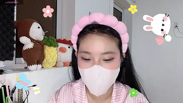 Tieu-May online show from March 24, 2026, 9:15 pm