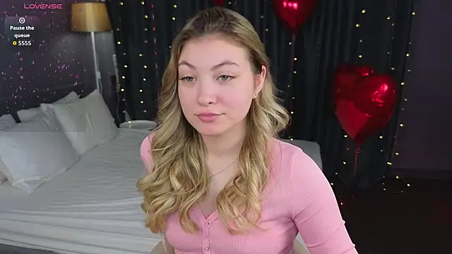 Angel  Grace online show from February 11, 2026, 12:10 am