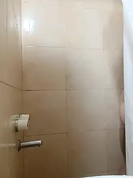 Snapshot of bra33 chatting on February 6, 2026, 9:00 pm bra33 online show from February 6, 2026, 9:00 pm