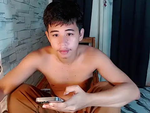 urdreamcock online show from February 23, 2026, 12:17 pm