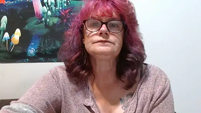 ladylavende3 online show from October 23, 2025, 2:54 am