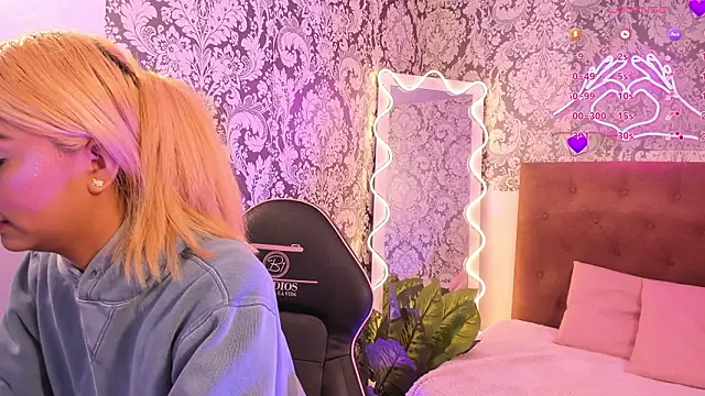 IRINA TAY1 online show from February 20, 2026, 4:09 am