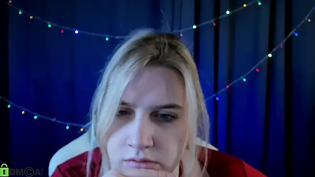 Snapshot of SoftLana chatting on January 15, 2026, 4:05 am SoftLana online show from January 15, 2026, 4:05 am