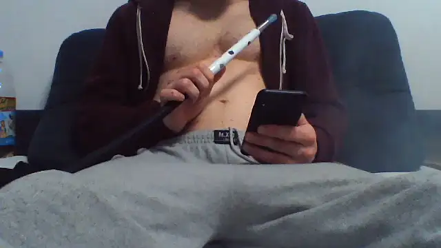 KaelNox online show from April 17, 2026, 11:46 am