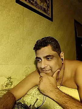 hardnhornybull online show from January 13, 2026, 9:52 pm